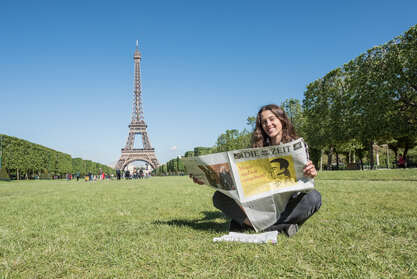 Bild 9 von 12 :   "Die Zeit"-Leserin in Frankreich