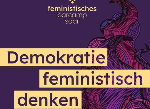 Ausschnitt Veranstaltungsplakat "Schriftzug: Demokratie feministisch denken, auf lila Hintergrund